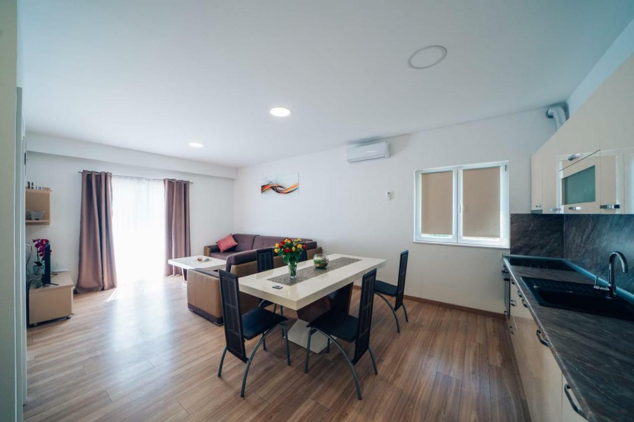 Sun Haven Luxury Apartments Zvekovica Chambre photo