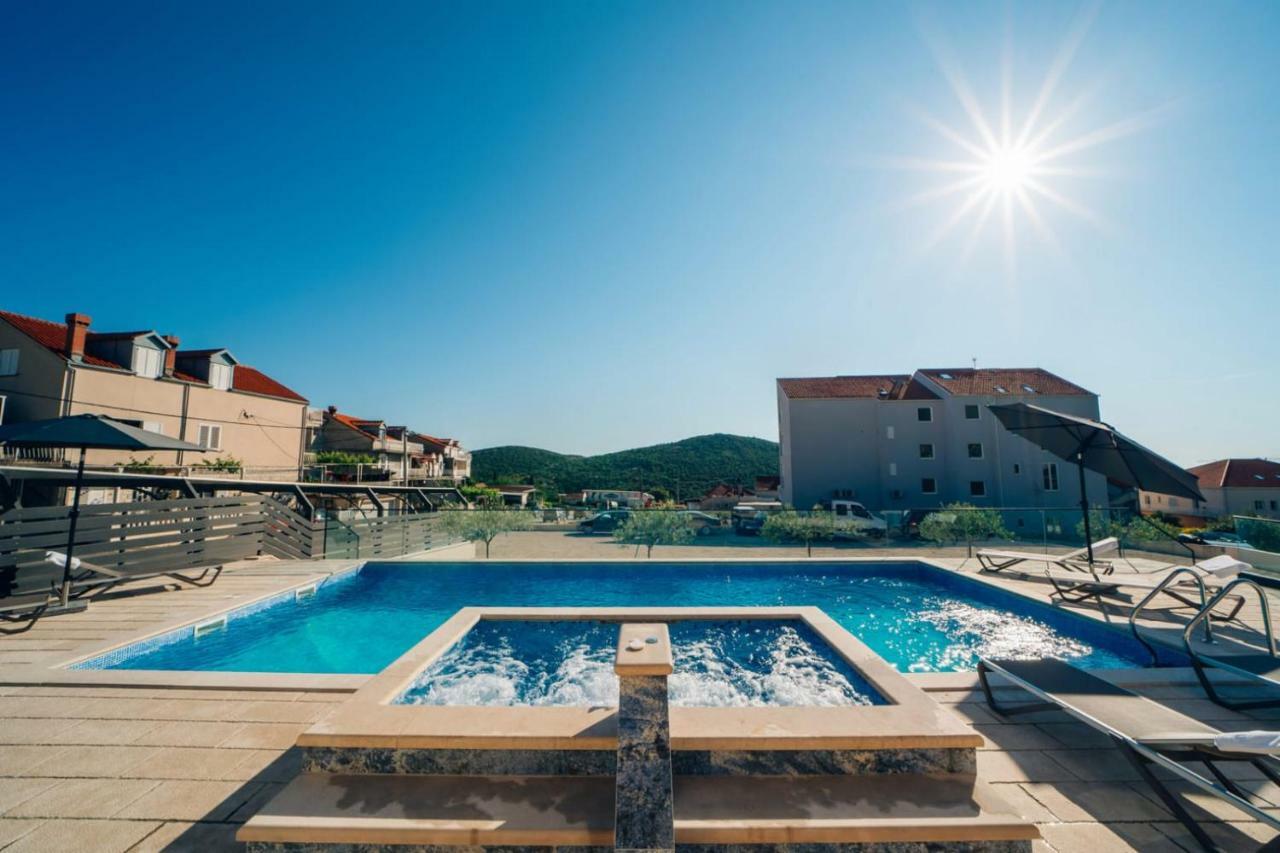 Sun Haven Luxury Apartments Zvekovica Extérieur photo